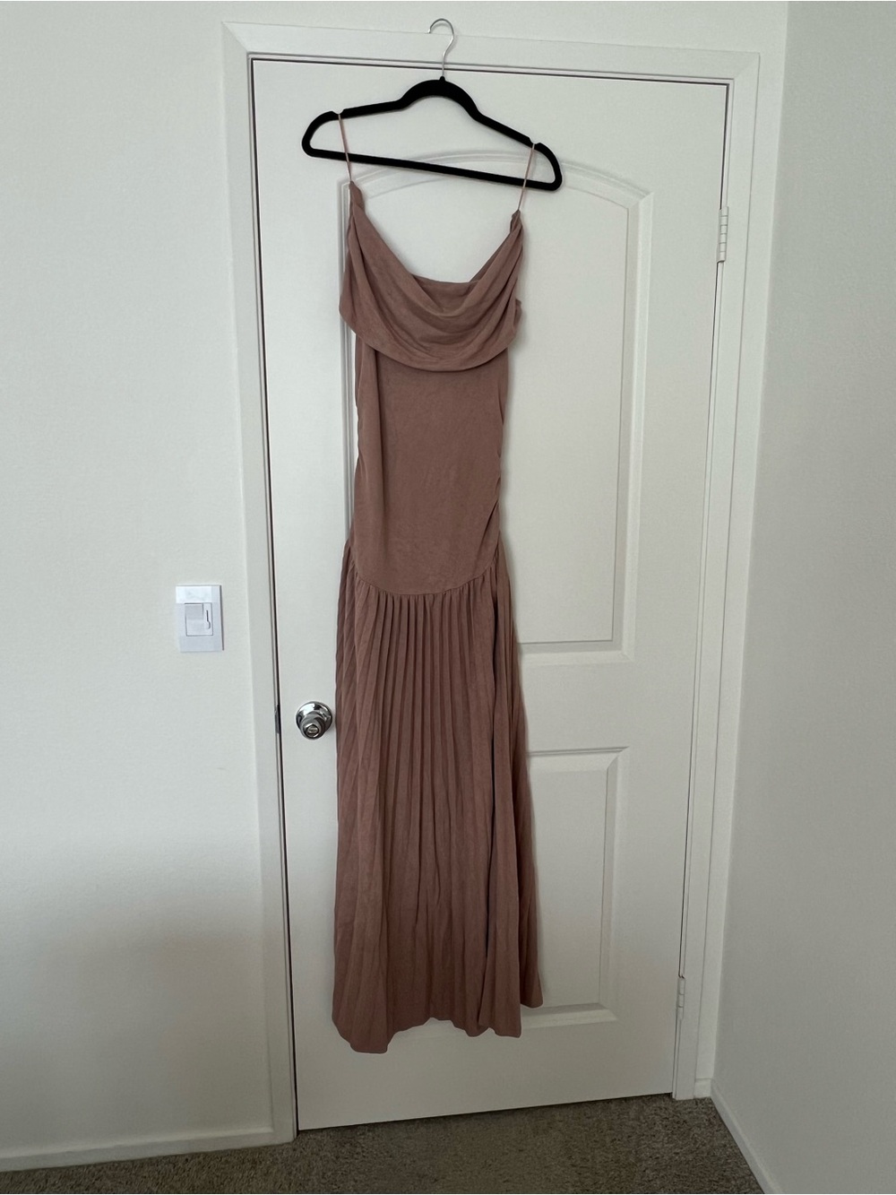 Lioness Off-Shoulder Pleated Maxi Skirt Dress in Taupe - Picture 12 of 12